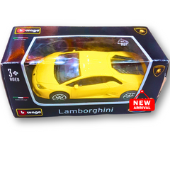 Bburago Lamborghini Die-Cast Car – 1:32 Scale (Yellow)